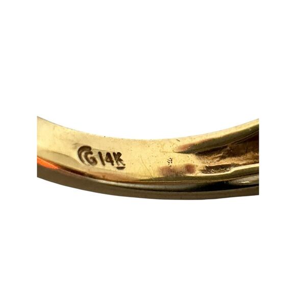 14K Yellow Gold Red Oval Stone Ring (15516) - Picture 2 of 9